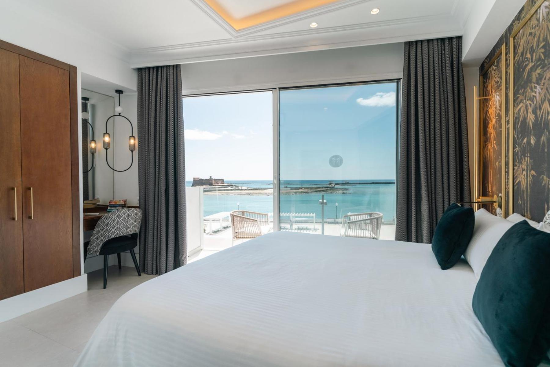 Blue Marina Suites - Boutique Apartments Arrecife  Exterior photo